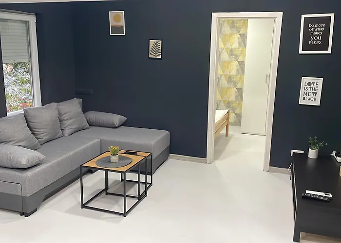 Hedonist-Boulevard Stayhouse