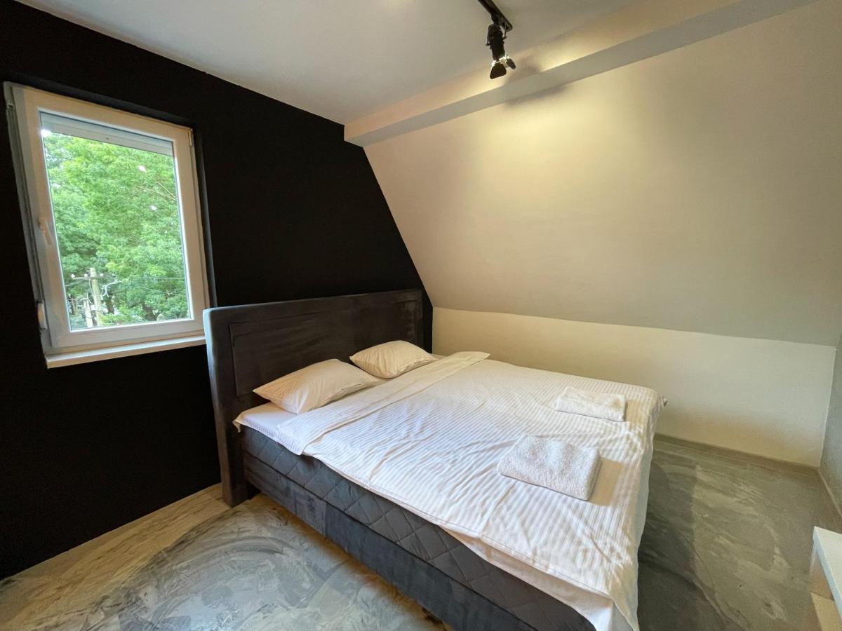 Hedonist-boulevard Stayhouse