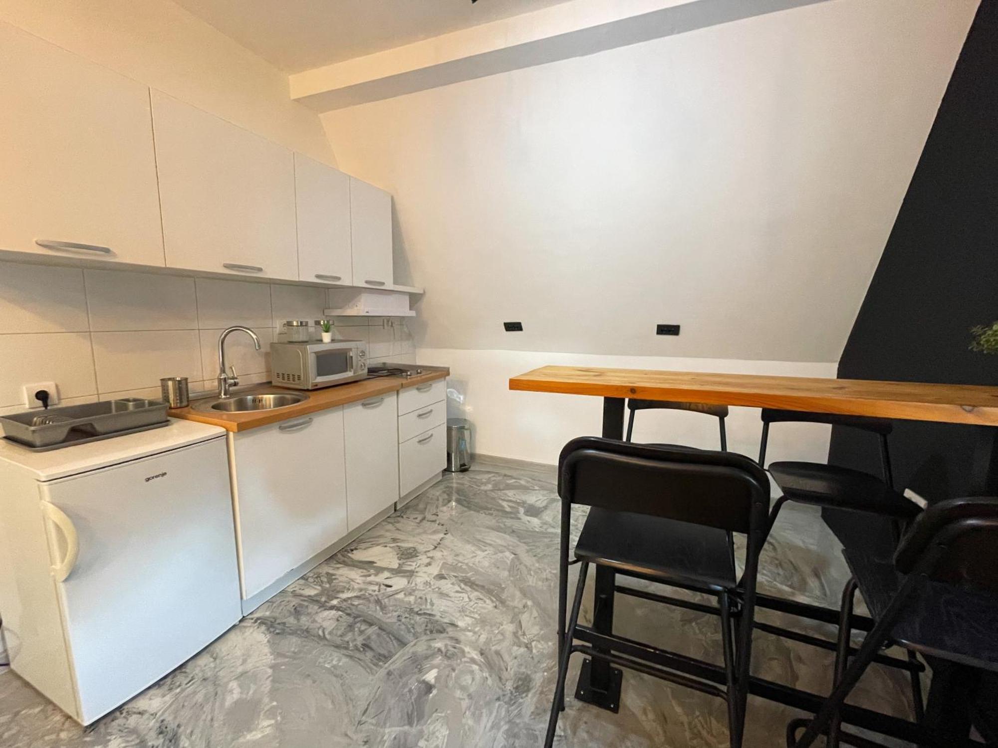 Hedonist-boulevard Stayhouse Apartman Belgrade